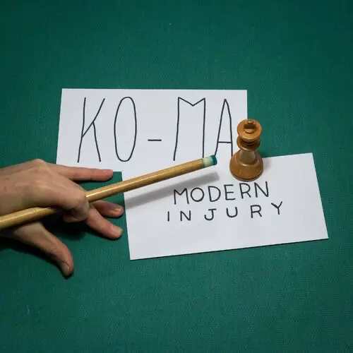 Modern Injury (single, 2021) de KO-MA (rock alternatif). Prise de son, mixage, mastering : EMHR Studio.